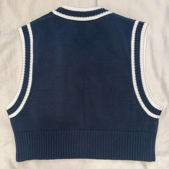 TNA mini vest - Picture 2 of 2